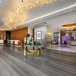 Radisson Blu Hotel, Dubai Waterfront